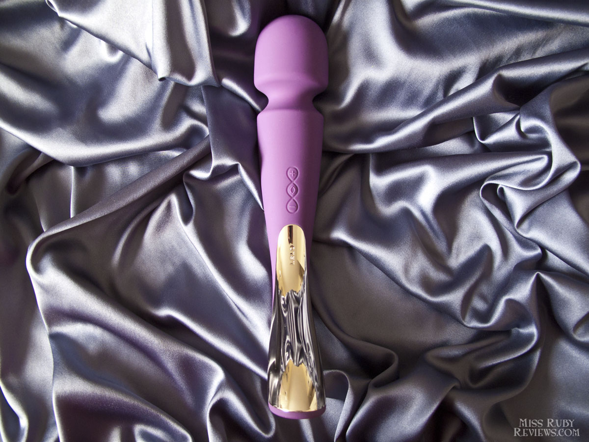 Anmeldelse LELO Smart Wand Large Sex Dukke