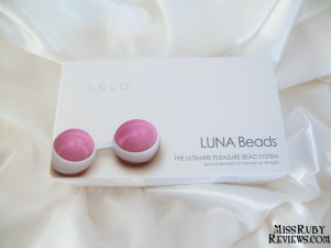 LELO LUNA Beads Exterior box